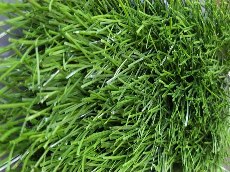 Futbol Çim Halı Fabrika Fiyatı - Fabrikadan direkt temin ile ara kâr marjı olmaksızın futbol çim halısı. Spor tesisi yatırımcıları, belediyeler, müteahhitler ve işletmeciler için özel toptan fiyat avantajı. Stoktan hızlı teslim, proje bazlı özel üretim ve anahtar teslim saha seçenekleriyle eksiksiz çözüm sunulmaktadır.